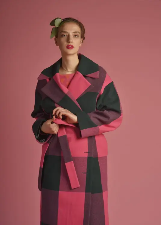 Płaszcz wełniany w kratę